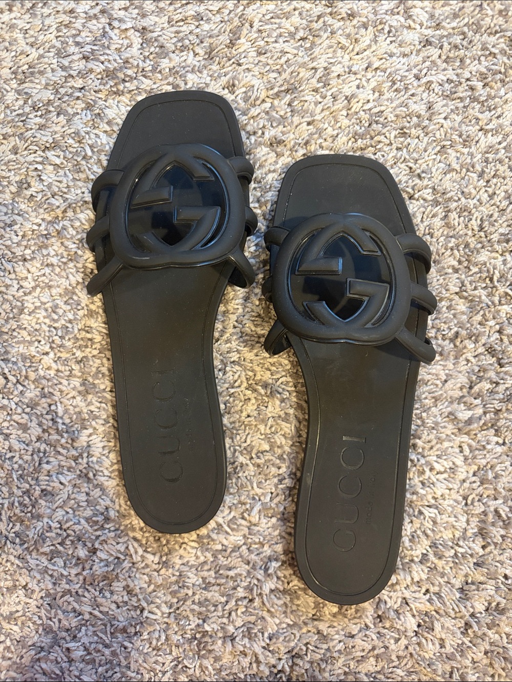 Gucci Black Rubber GG Logo Slide Sandals